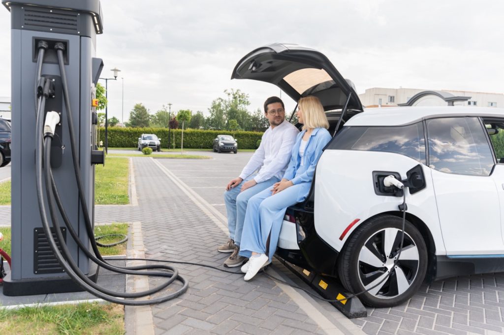 elektrisch of hybride leaseauto kiezen